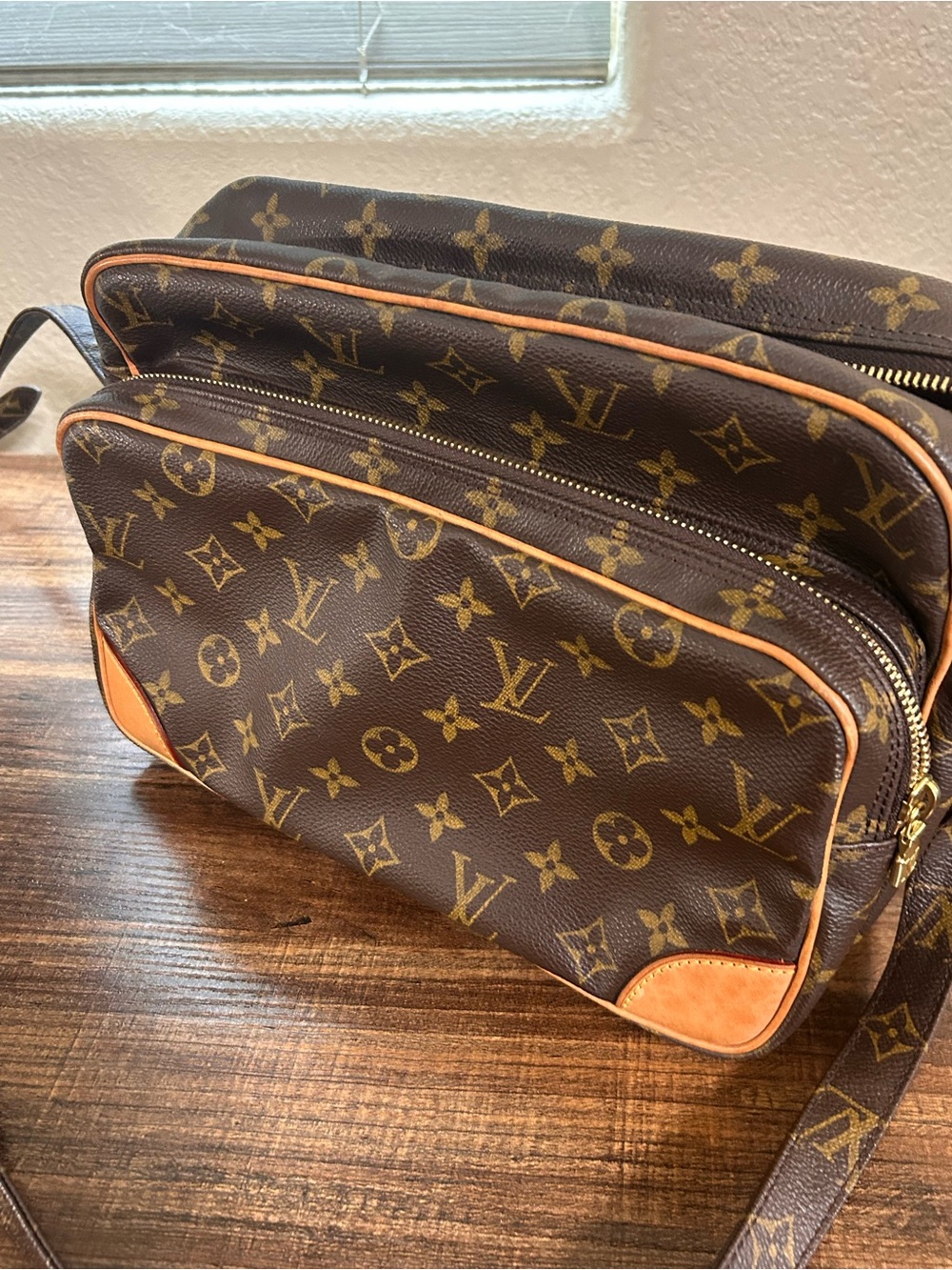 Vintage Louis Vuitton Monogram Nile M45244 Crossbody/Shoulder Bag